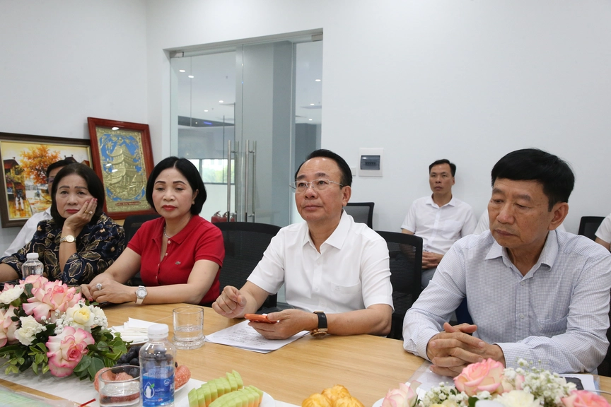 Lãnh đạo VNREA làm việc với Hội Bất động sản và Xây dựng tỉnh Hưng Yên - Ảnh 6.