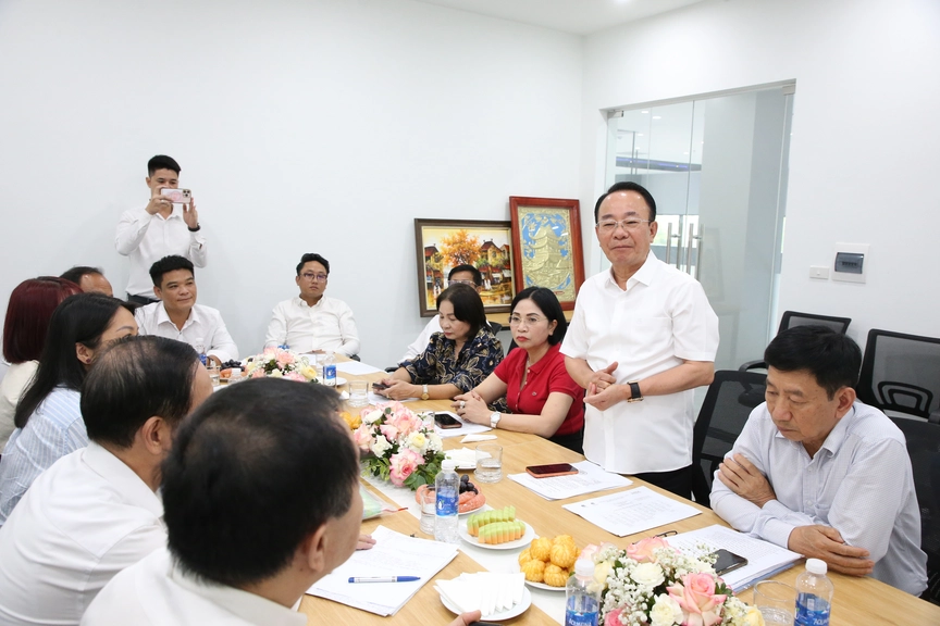 Lãnh đạo VNREA làm việc với Hội Bất động sản và Xây dựng tỉnh Hưng Yên - Ảnh 8.