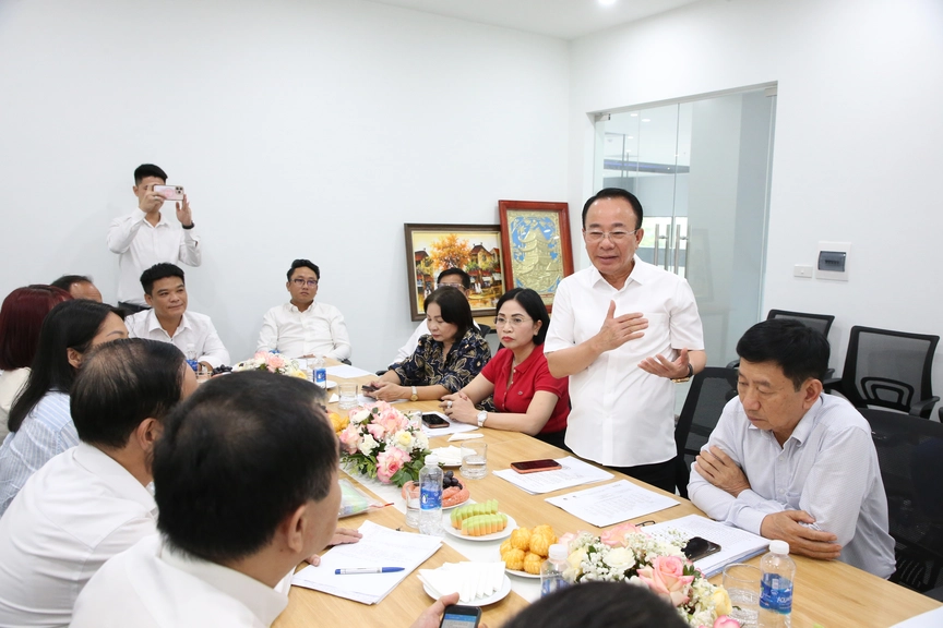 Lãnh đạo VNREA làm việc với Hội Bất động sản và Xây dựng tỉnh Hưng Yên - Ảnh 2.