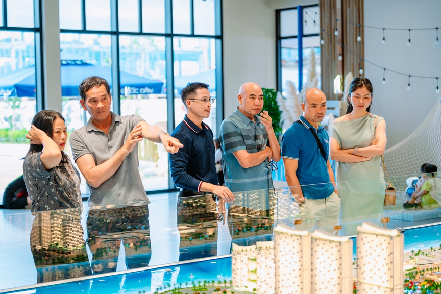 Từ khách du lịch thành cư dân Vũng Tàu: Một đêm xem pháo hoa, quyết định mua nhà bên biển - Ảnh 3.