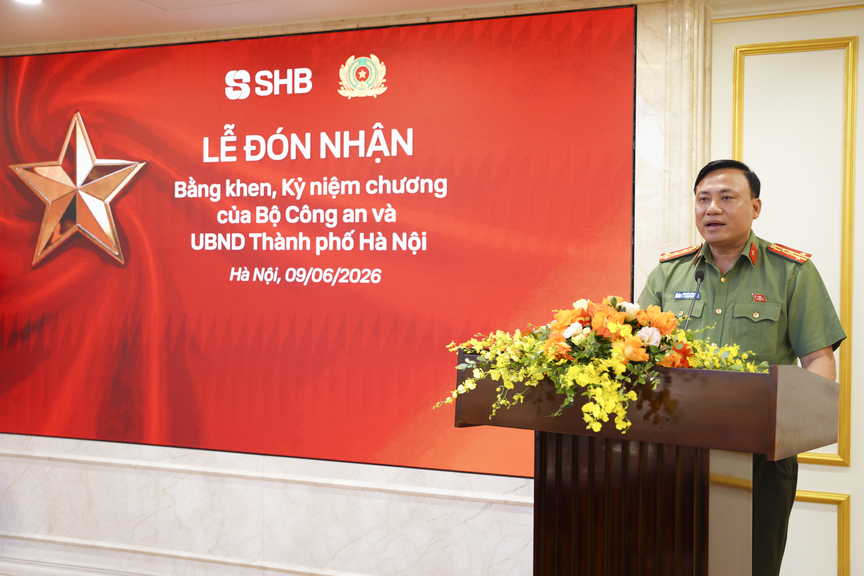 Bằng khen của Bộ Công an và dấu ấn SHB trong bảo đảm an ninh tiền tệ, an toàn hệ thống ngân hàng - Ảnh 2. Bằng khen của Bộ Công an và dấu ấn SHB trong bảo đảm an ninh tiền tệ, an toàn hệ thống ngân hàng - Ảnh 2.