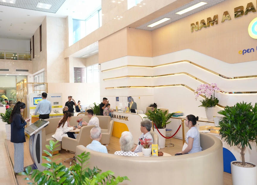 NAM A BANK LẦN THỨ 3 LIÊN TIẾP VÀO TOP 500 DOANH NGHIỆP LỚN NHẤT ĐÔNG NAM Á- Ảnh 2. NAM A BANK LẦN THỨ 3 LIÊN TIẾP VÀO TOP 500 DOANH NGHIỆP LỚN NHẤT ĐÔNG NAM Á- Ảnh 2.