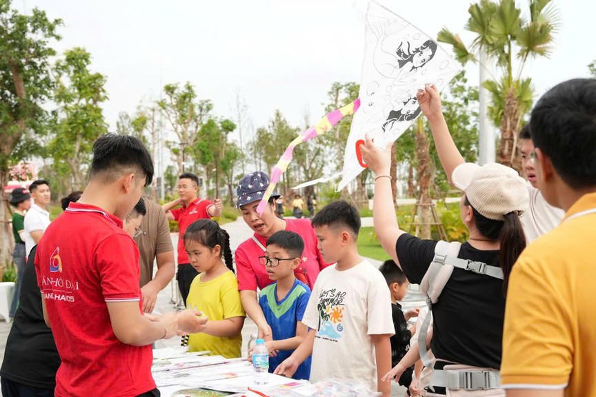 Nhiều người trẻ tìm thấy không gian sống, làm việc và khởi nghiệp tại Vinhomes Golden City- Ảnh 1. Nhiều người trẻ tìm thấy không gian sống, làm việc và khởi nghiệp tại Vinhomes Golden City- Ảnh 1.