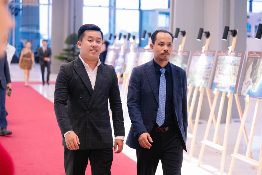 Lãnh đạo các doanh nghiệp bất động sản tham dự Lễ trao Giải thưởng Quốc gia Bất động sản Việt Nam lần thứ II- Ảnh 10. Lãnh đạo các doanh nghiệp bất động sản tham dự Lễ trao Giải thưởng Quốc gia Bất động sản Việt Nam lần thứ II- Ảnh 10.