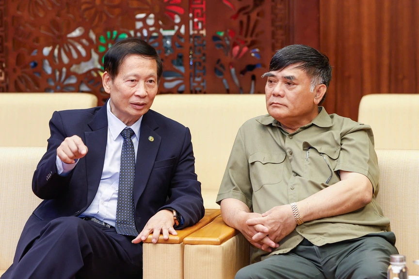 Lãnh đạo các doanh nghiệp bất động sản tham dự Lễ trao Giải thưởng Quốc gia Bất động sản Việt Nam lần thứ II- Ảnh 4. Lãnh đạo các doanh nghiệp bất động sản tham dự Lễ trao Giải thưởng Quốc gia Bất động sản Việt Nam lần thứ II- Ảnh 4.