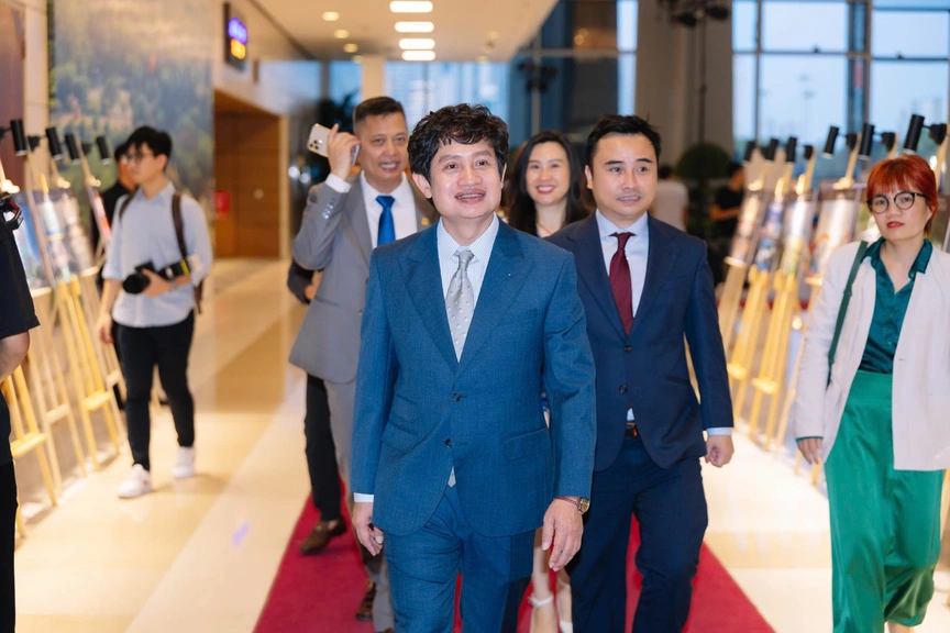 Lãnh đạo các doanh nghiệp bất động sản tham dự Lễ trao Giải thưởng Quốc gia Bất động sản Việt Nam lần thứ II- Ảnh 5. Lãnh đạo các doanh nghiệp bất động sản tham dự Lễ trao Giải thưởng Quốc gia Bất động sản Việt Nam lần thứ II- Ảnh 5.