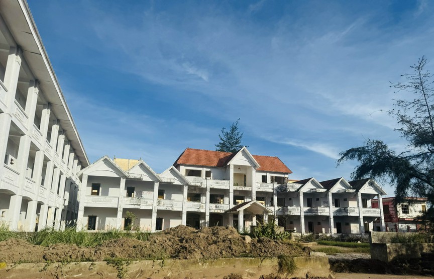 Cảnh hoang tàn tại khu du lịch vừa bị ‘xoá sổ’ ở Nam Định cũ - Ảnh 2.
