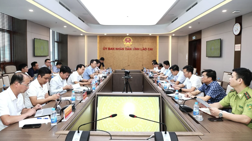 Chỉ vài ngày nữa, Việt Nam chính thức khoan hầm xuyên núi qua đèo dài nhất cả nước, rút ngắn thời gian di chuyển từ 2 giờ xuống còn 10 phút - Ảnh 1.