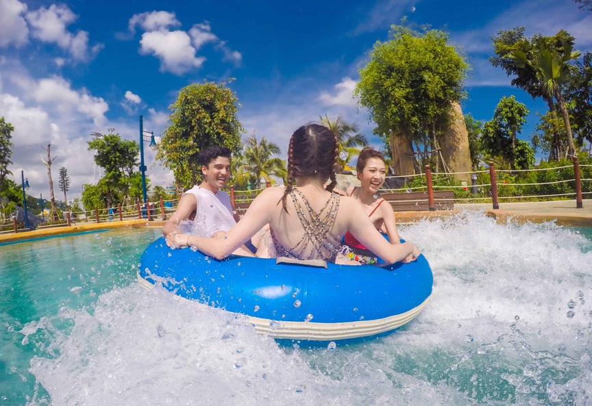 Sun World Hạ Long sinh nhật 10 năm: Chơi thả ga 3 công viên trong 2 ngày - Ảnh 5.