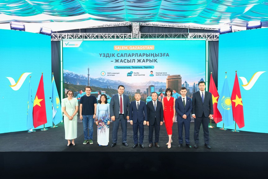 Green SM chính thức ra mắt dịch vụ gọi xe thuần điện Kazakhstan - Ảnh 2.