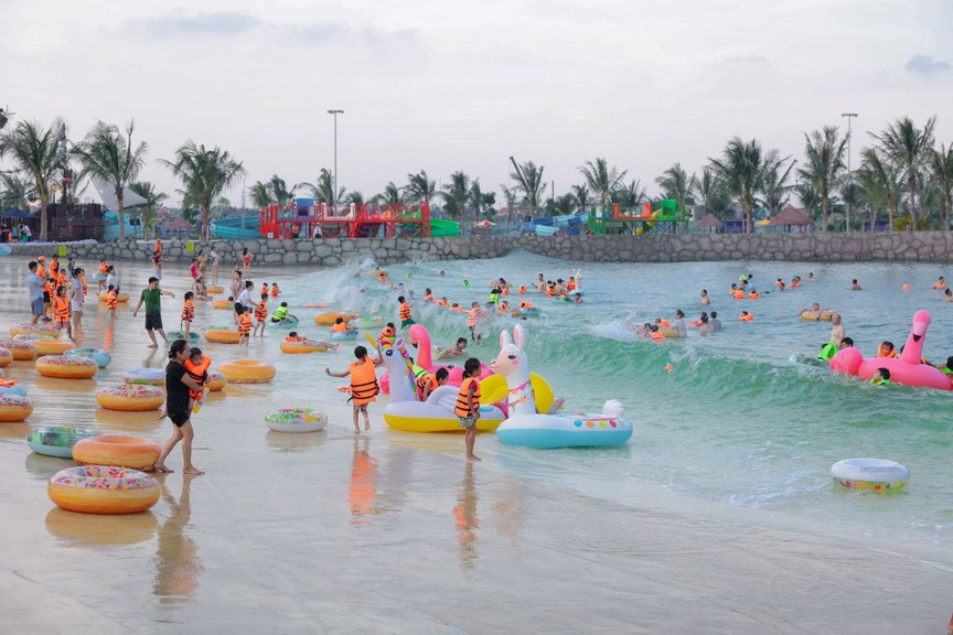 Xách balo lên và… đi bộ ra biển: Đặc quyền nghỉ dưỡng 365 ngày/năm của cư dân Ocean City - Ảnh 1.