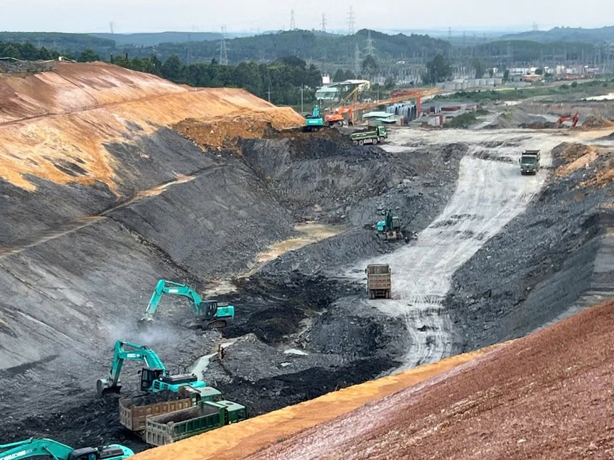 Đại công trường dự án hồ thủy điện lớn nhất miền Nam  rộng 32.000ha, nằm trên địa bàn 4 huyện - Ảnh 2.