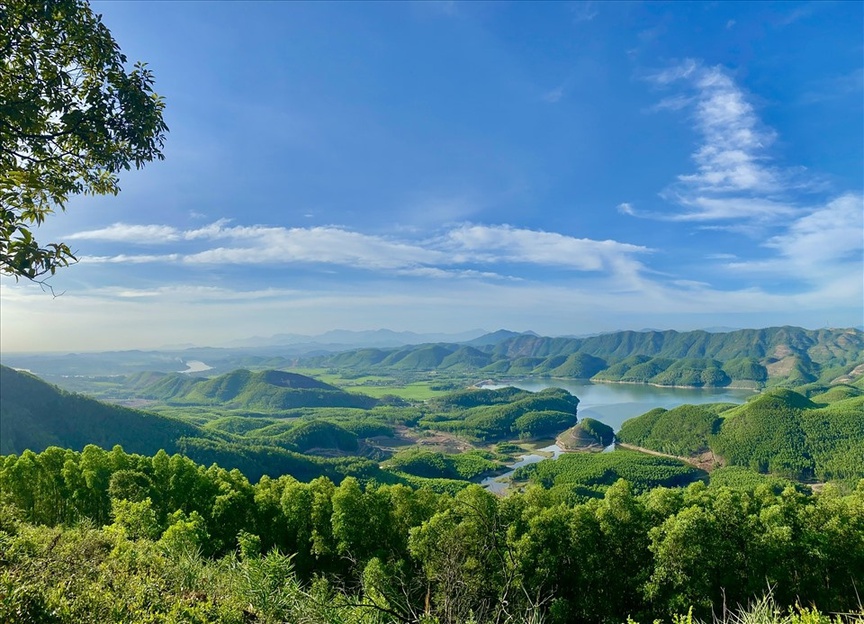 Thành phố trẻ tuổi của Việt Nam sẽ có cụm du lịch sinh thái thể thao tại điểm săn mây nổi tiếng - Ảnh 1.