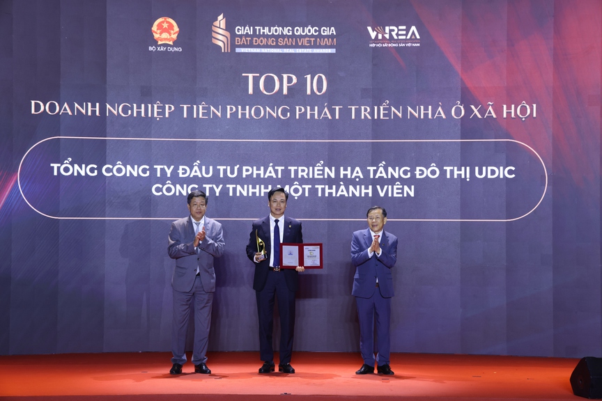 Tôn vinh Top 10 doanh nghiệp tiên phong phát triển nhà ở xã hội- Ảnh 2.