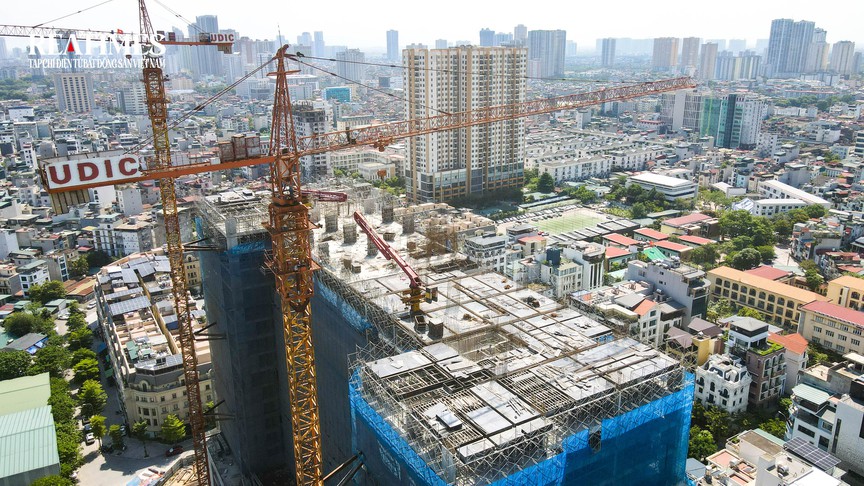Hà Nội: Cận cảnh nhà ở xã hội UDIC Hạ Đình sau 2 lần lùi thời hạn nhận hồ sơ đăng ký mua nhà- Ảnh 3. Hà Nội: Cận cảnh nhà ở xã hội UDIC Hạ Đình sau 2 lần lùi thời hạn nhận hồ sơ đăng ký mua nhà- Ảnh 3.