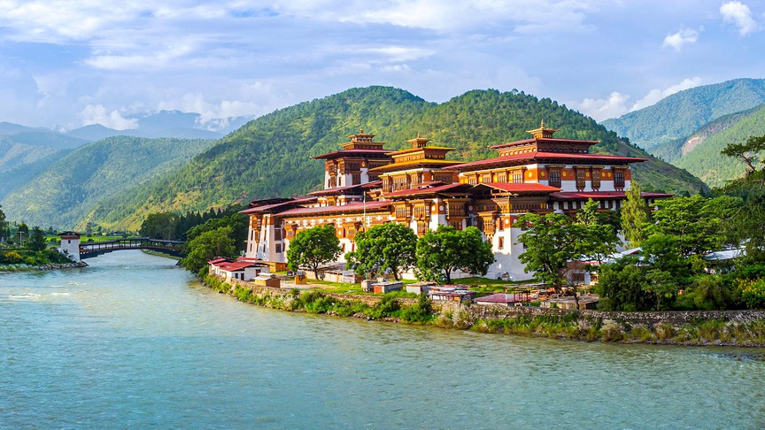 Việt Nam dự kiến sẽ có đường bay thẳng tới quốc gia sở hữu sân bay khó tiếp cận nhất thế giới- Ảnh 1.