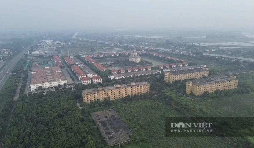 Cảnh hoang vắng tại ngôi trường đại học hơn 10ha sau 1 năm bị Bộ Giáo dục đình chỉ hoạt động- Ảnh 2. Cảnh hoang vắng tại ngôi trường đại học hơn 10ha sau 1 năm bị Bộ Giáo dục đình chỉ hoạt động- Ảnh 2.