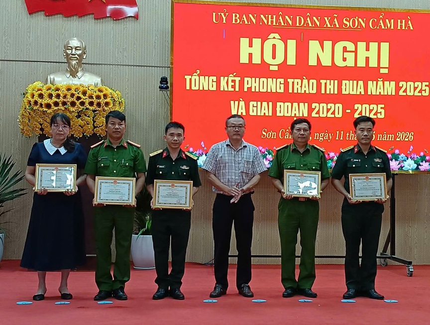 Một xã mới, một khát vọng mới, một bài toán phát triển mới của vùng Tây Đà Nẵng- Ảnh 8.