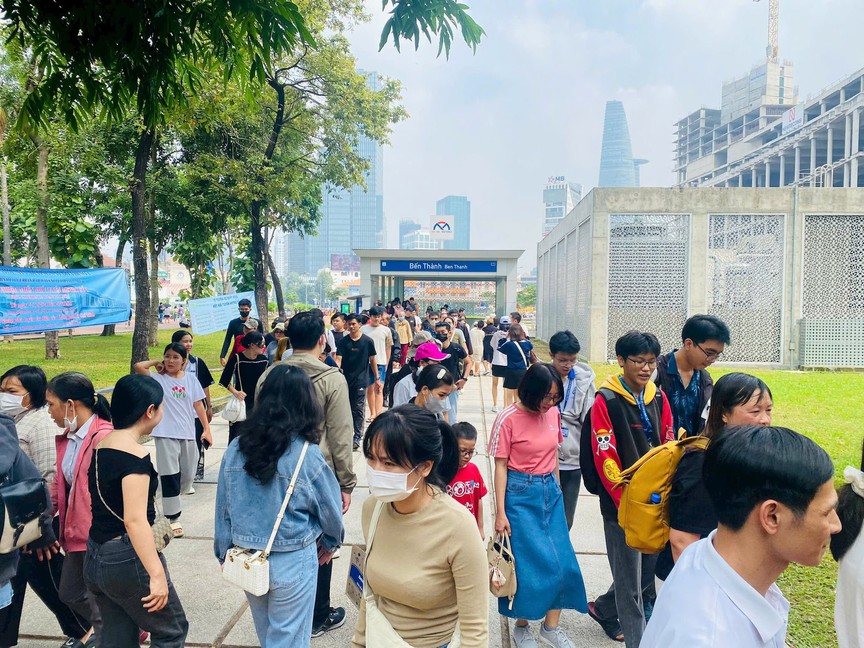 TP.HCM: Metro số 1 tăng 248 chuyến tàu, miễn phí 100% vé cho hành khách trong ngày 2/7  - Ảnh 2.