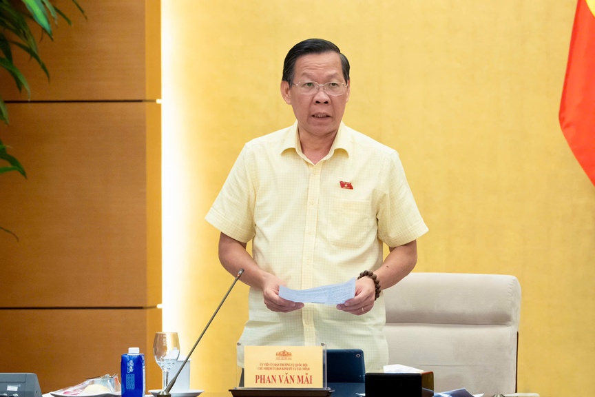 Phó Chủ tịch Quốc hội Nguyễn Hồng Diên chủ trì Hội thảo “Định hướng hoàn thiện thể chế pháp luật về đất đai, sửa đổi Luật Đất đai hướng đến mục tiêu giải phóng nguồn lực cho phát triển KT-XH trong kỷ nguyên mới” - Ảnh 4.