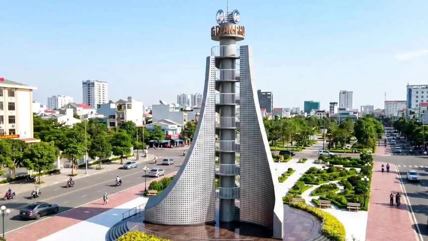 Tập đoàn Bcons xây dựng tháp cảnh quan phường Dĩ An - Ảnh 1.