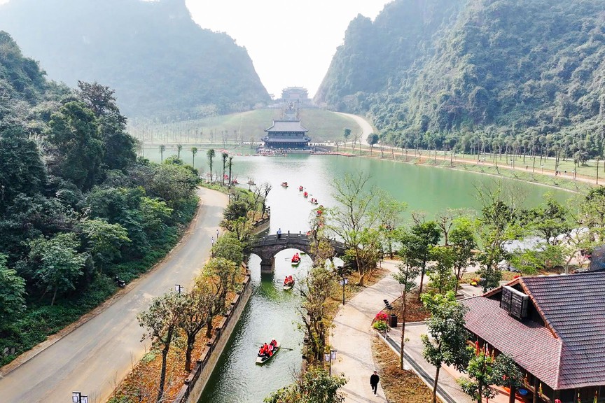 Nơi vua Đinh Tiên Hoàng xưng đế nay trở thành điểm đến mới của di sản 213 tỷ USD, ẩn chứa triết lý kiến trúc hơn 1.000 năm tuổi - Ảnh 3.