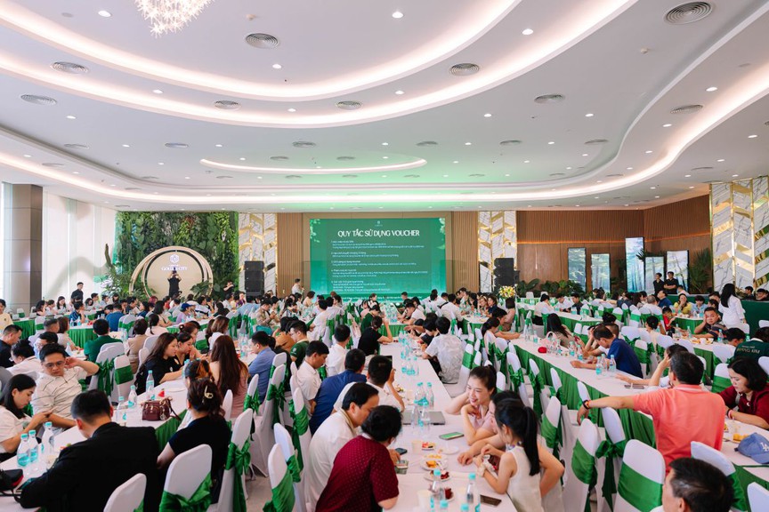 Tận dụng ưu đãi "vô tiền khoáng hậu", sở hữu nhà phố Vinhomes Golden City với số vốn chỉ từ 1,3 tỷ đồng - Ảnh 1.