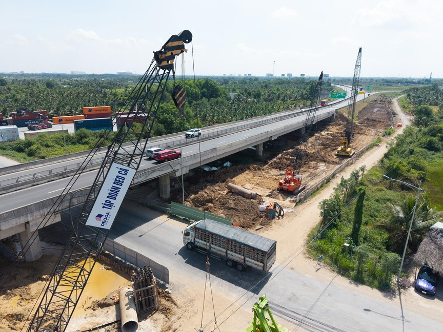 Chính thức ký hợp đồng tín dụng hơn 27.000 tỷ cho tuyến cao tốc trọng điểm phía Nam do liên danh Đèo Cả đầu tư - Ảnh 3.