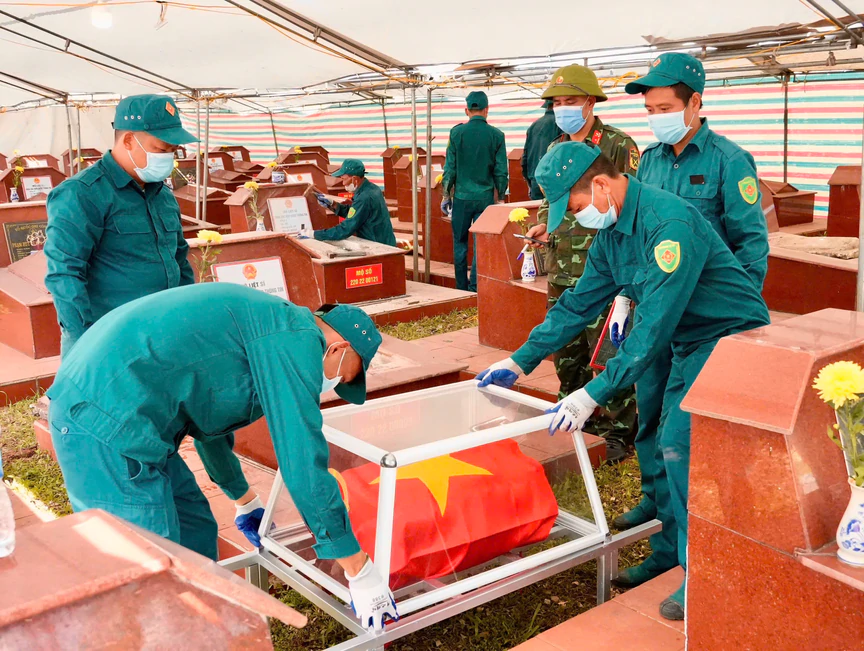 Quảng Ninh: Địa phương đầu tiên hoàn thành lấy mẫu hài cốt liệt sỹ để xác minh danh tính - Ảnh 1.