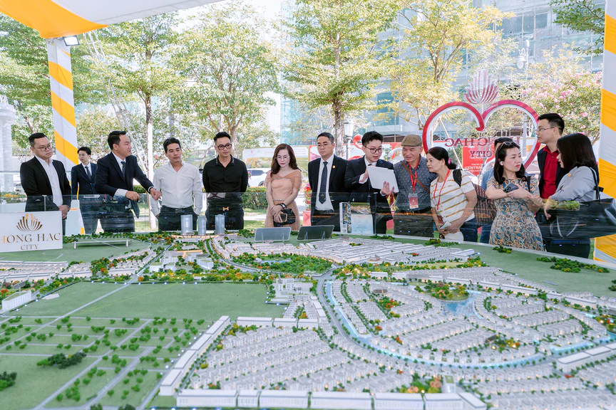 Hợp tác với Tập đoàn Giáo dục EQuest: Hồng Hạc City hiện thực hóa chiến lược phát triển đô thị dịch vụ All-In-One, lấy giáo dục làm trục cột - Ảnh 3.