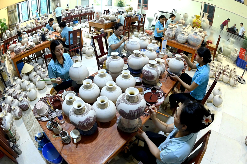 Thương hiệu quốc gia Gốm Chu Đậu vinh dự nhận Giấy khen của Cục An ninh Kinh tế - Bộ Công an- Ảnh 4.