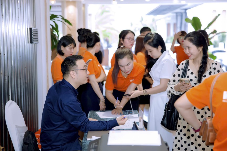 SHB đồng hành kiến tạo hệ sinh thái số cho du lịch Việt - Ảnh 1.