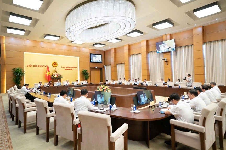 Chủ tịch Quốc hội: Xây dựng Luật để kiến tạo khuôn khổ pháp lý đủ tầm dẫn dắt phát triển đô thị trong nhiều năm tới - Ảnh 1.
