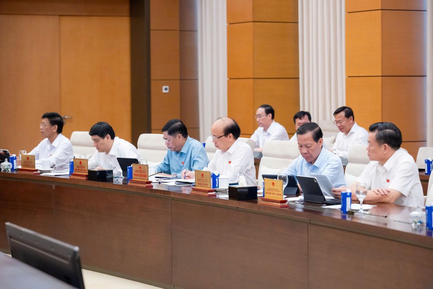 Chủ tịch Quốc hội: Xây dựng Luật để kiến tạo khuôn khổ pháp lý đủ tầm dẫn dắt phát triển đô thị trong nhiều năm tới - Ảnh 9.
