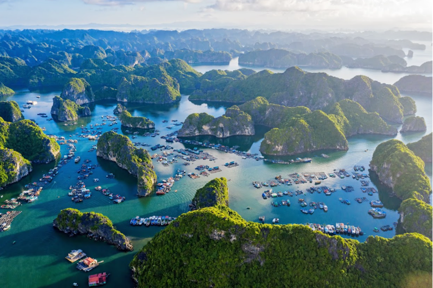 Cát Bà trước cơ hội lên khu du lịch quốc gia, bất động sản nghỉ dưỡng tăng lợi thế- Ảnh 1.