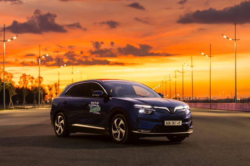 Vượt xe an toàn, leo đèo nhàn như không: Lý do VinFast VF 8 chinh phục chủ xe sau hành trình hơn 14.000 km - Ảnh 2.