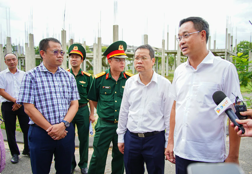 Nhếch nhác tuyến đường tỉ đô Kỳ 2: Cuộc "đại phẫu" đánh thức nguồn lực đất đai - Ảnh 1.