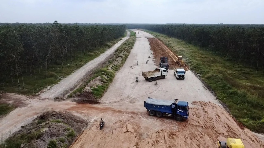 Tuyến cao tốc gần 70km kết nối TP giàu nhất Việt Nam với Tây Nguyên có diễn biến mới - Ảnh 2.