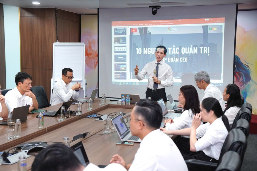 Tập đoàn CEO đào tạo, chia sẻ 10 nguyên tắc quản trị và chuyên đề "Quản lý tài chính kế toán doanh nghiệp dành cho chủ doanh nghiệp" - Ảnh 2.