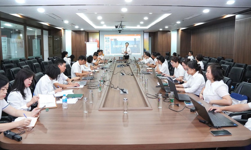 Tập đoàn CEO đào tạo, chia sẻ 10 nguyên tắc quản trị và chuyên đề "Quản lý tài chính kế toán doanh nghiệp dành cho chủ doanh nghiệp" - Ảnh 1.