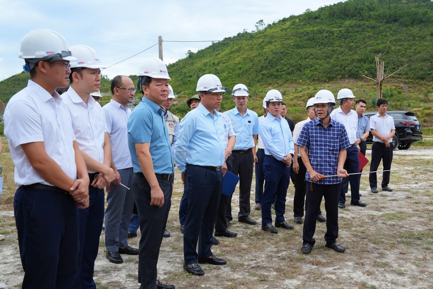 Tuyến cao tốc gần 24.000 tỷ kết nối tới nước láng giềng do liên danh Đèo Cả thi công nhận chỉ đạo mới - Ảnh 1.