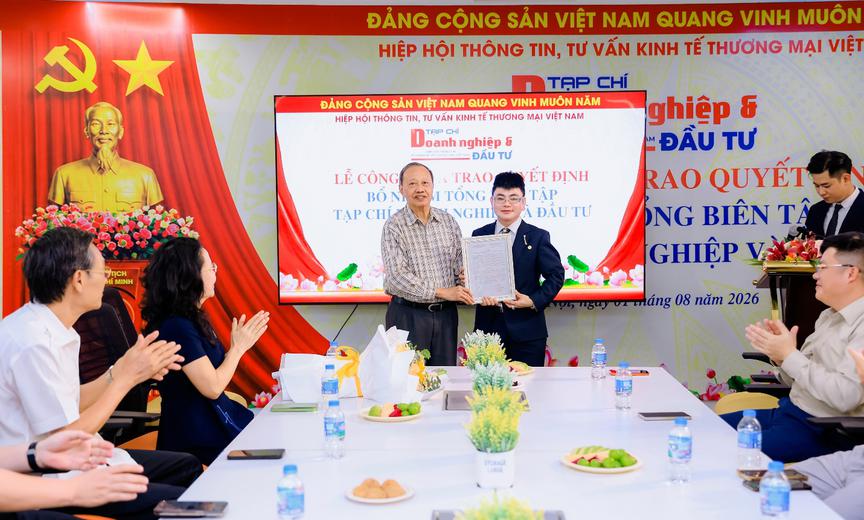Nhà báo Đào Bình giữ chức Tổng Biên tập Tạp chí Doanh nghiệp và Đầu tư - Ảnh 1.
