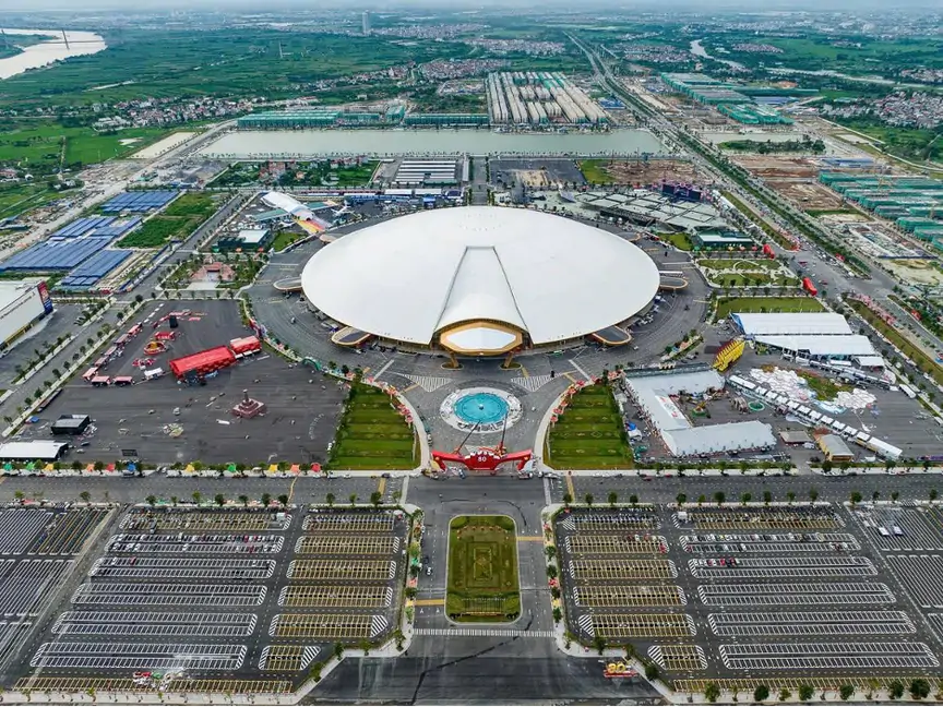Khi lãi suất tạo đỉnh, đừng chọn bất động sản chỉ vì giá, hãy chọn vì "sống được" - Ảnh 2.