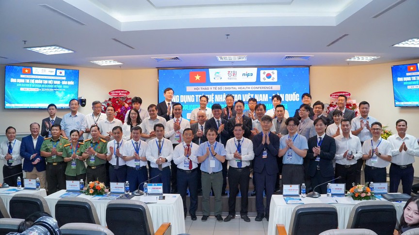 Bệnh viện Trung ương Huế: Chuyển giao công nghệ và phát triển bệnh viện thông minh - Ảnh 2.