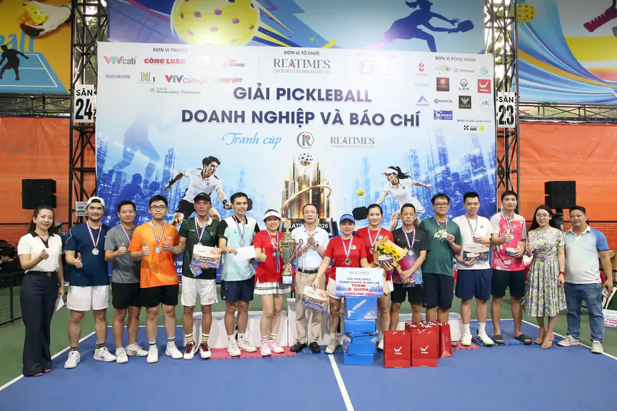 Team Miss Dantal đạt giải Nhất Giải Pickleball Báo chí và Doanh nghiệp tranh cúp Reatimes 2026 - Ảnh 7.