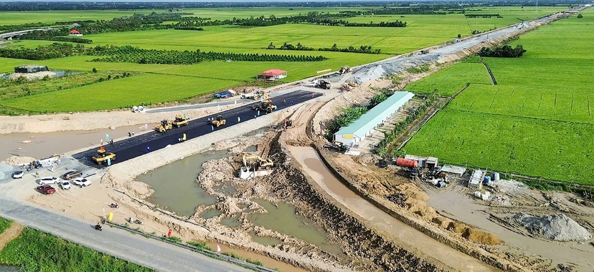 Cần Thơ: đẩy nhanh tiến độ Dự án thành phần 4 cao tốc Châu Đốc - Cần Thơ - Sóc Trăng - Ảnh 2.