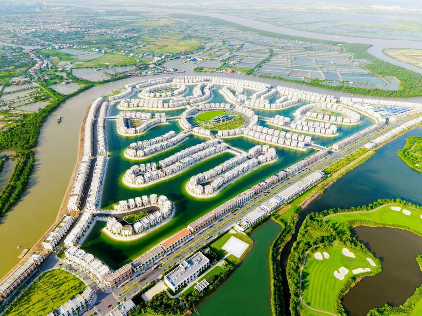 Hạ tầng hoàn thiện, tiện ích thành hình, cư dân về ở: Một trung tâm mới đang hiện hữu trên đảo Vũ Yên - Ảnh 1.