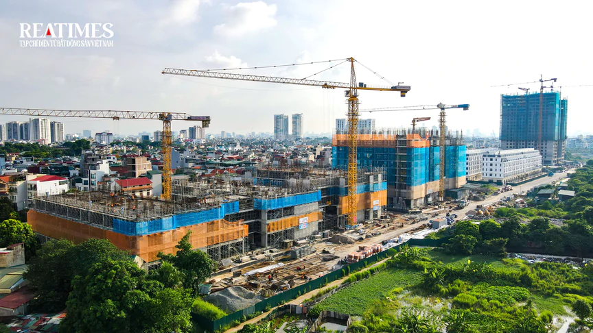 Hà Nội: Cận cảnh dự án nhà ở xã hội Thượng Thanh vừa cất nóc tòa đầu tiên, giá gần 30 triệu đồng/m2- Ảnh 2.