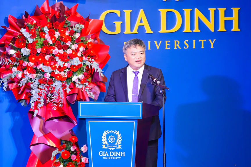 Trường đại học gia định bổ nhiệm quyền hiệu trưởng, thêm dấu mốc mới trong nâng cao chất lượng đào tạo - Ảnh 2.