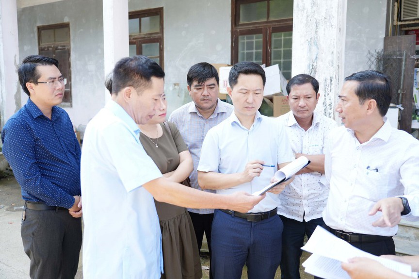 TP. Huế: Rà soát công tác quản lý, sử dụng quỹ đất và xử lý tài sản trên đất sau thu hồi - Ảnh 1.